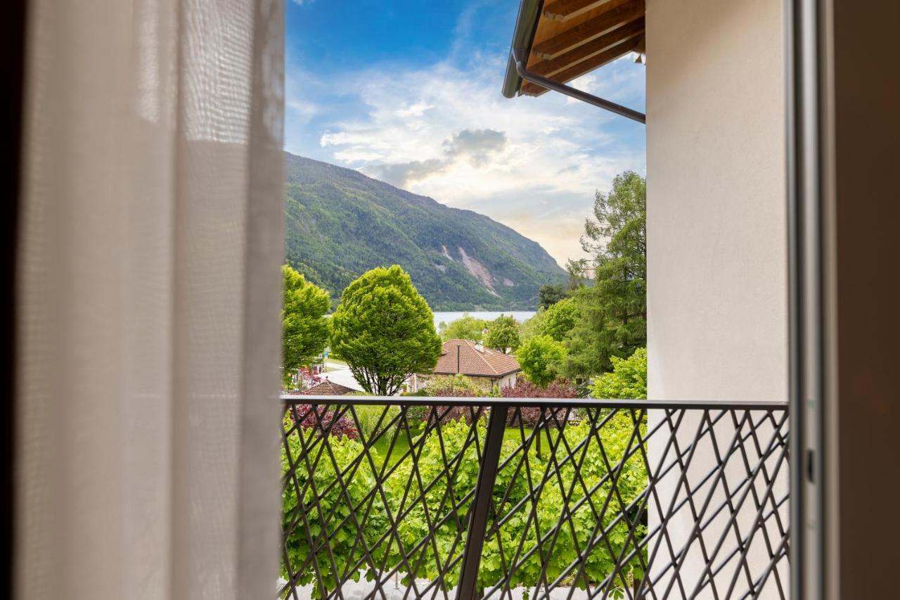 Lido Green&Slow Life Hotel Molveno Buitenkant foto