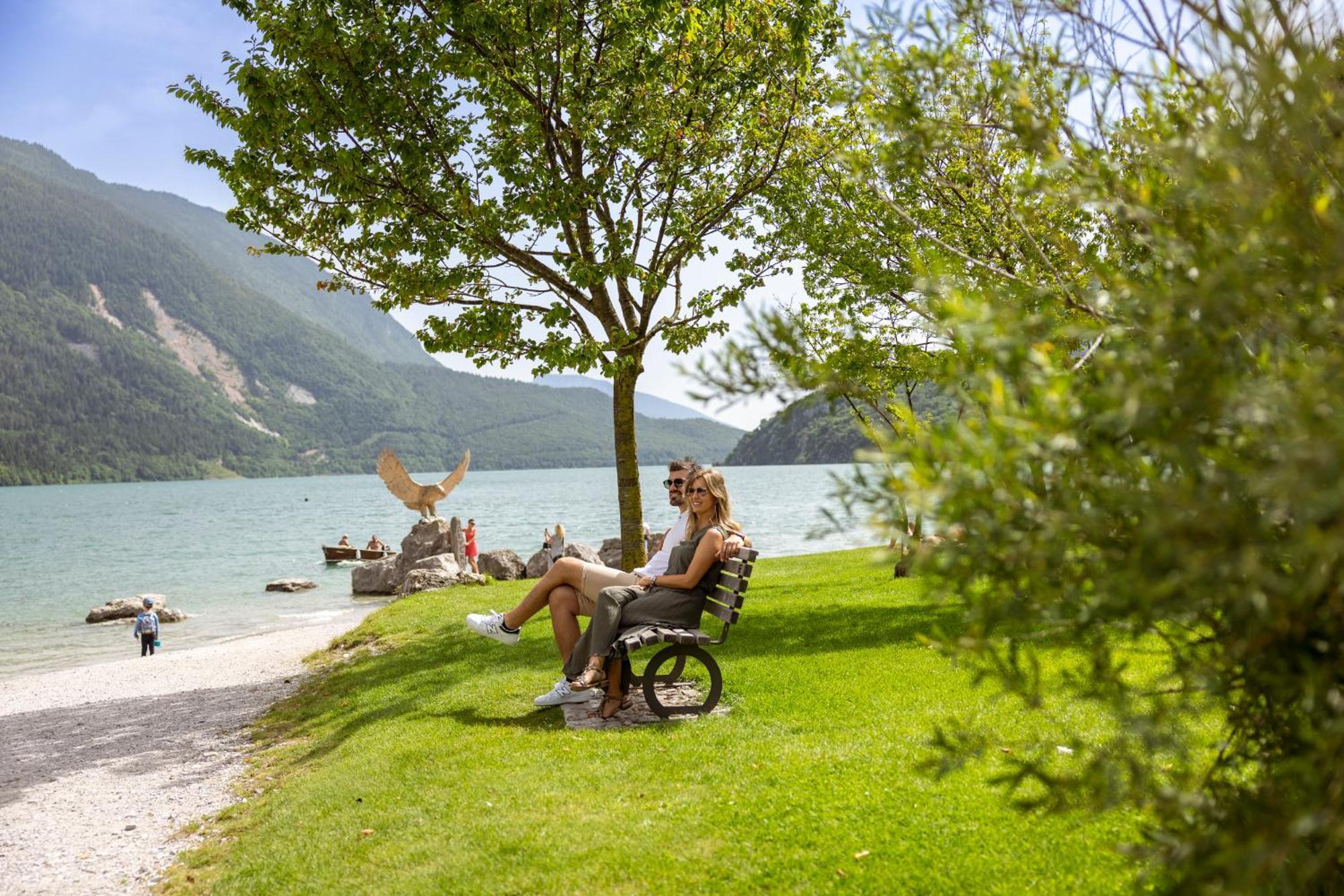 Lido Green&Slow Life Hotel Molveno Buitenkant foto